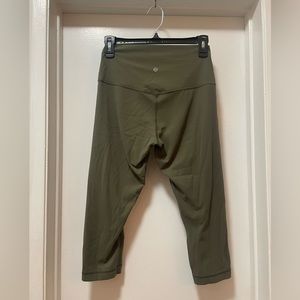 Lululemon Olive Green Cropped Leggings